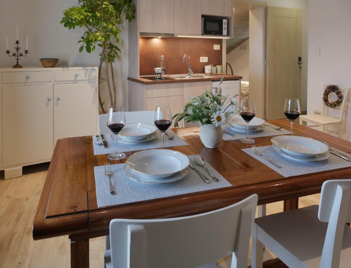 Apartmaji In Sobe Odlicna Hisa Štanjel 외부 사진