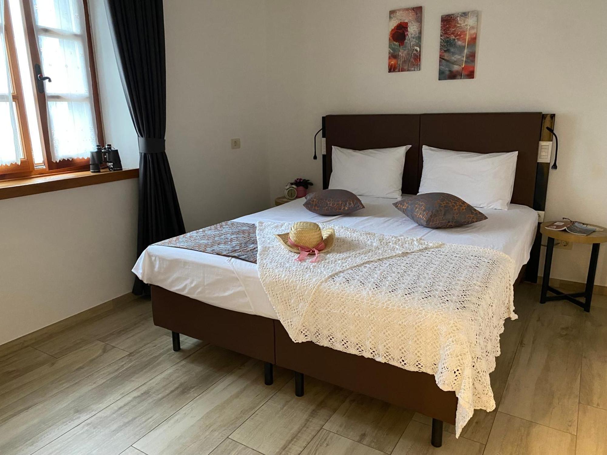 Apartmaji In Sobe Odlicna Hisa Štanjel 외부 사진